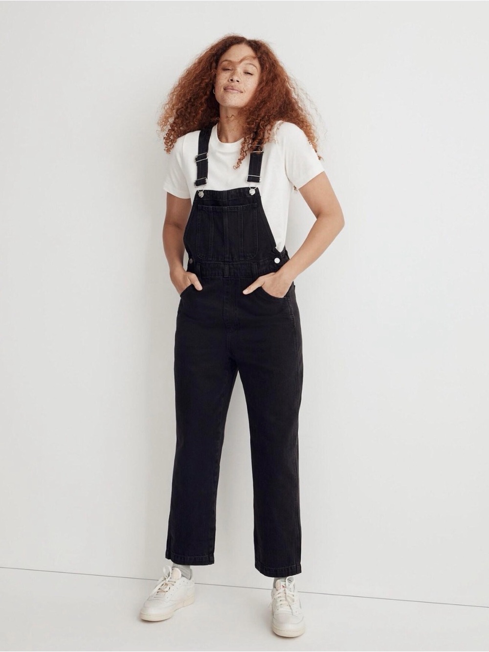 Madewell Black Denim Women's straight-leg overalls with front pocket